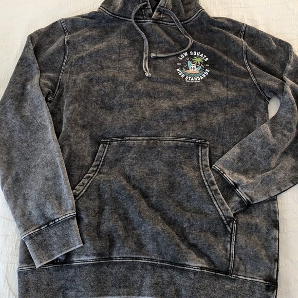 Barbells And Ponytails "Skull Island "Hoodie Sweatshirt  New - Picture 2 of 2